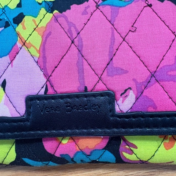 Vera Bradley wallet - Picture 2 of 7
